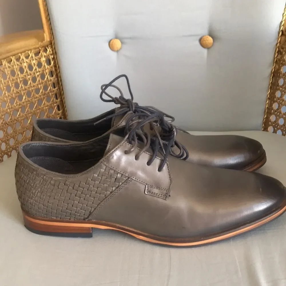 thomas & vine new out